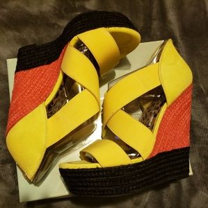 Jessica Simpson Tamica Wedges